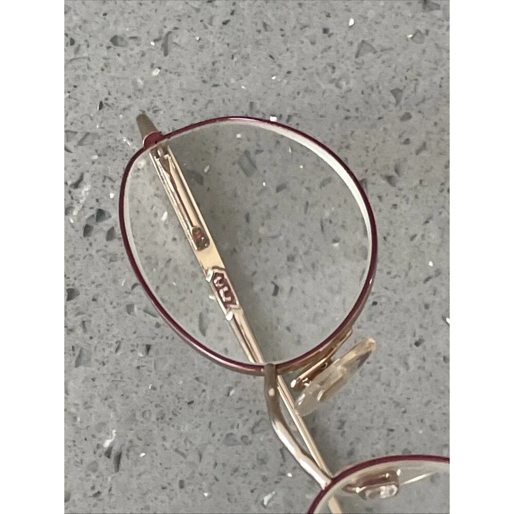 Jessica McClintock this frames